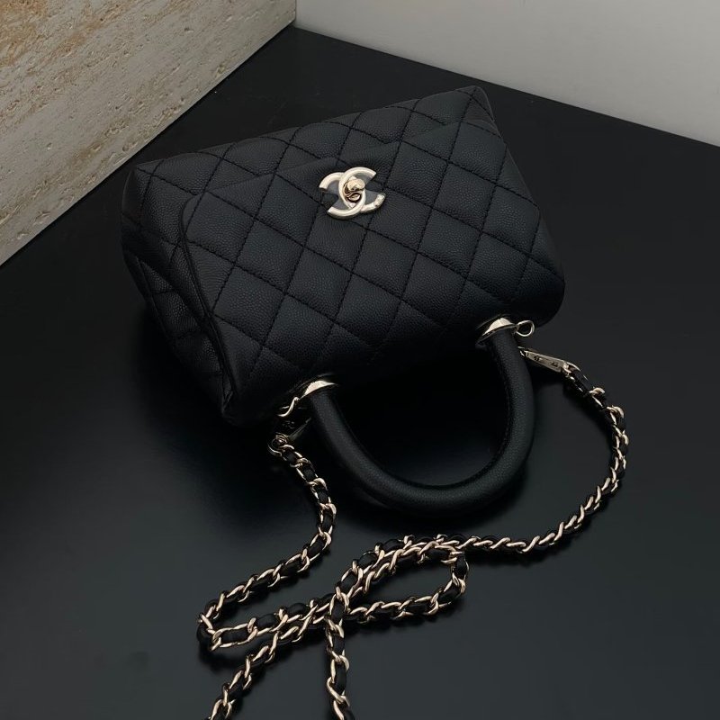 CHANEL -黑色淡金釦荔枝皮╻Mini Coco Handle-4