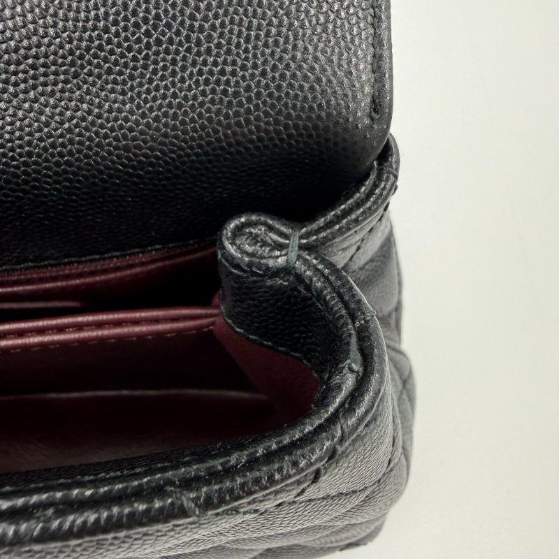 CHANEL -黑色淡金釦荔枝皮╻Mini Coco Handle-17