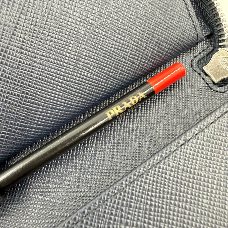 PRADA - 深藍色防刮牛皮商務型長夾-12