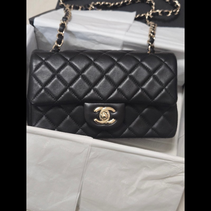 Chanel 香奈兒 🈶購證 CF 20 大mini  黑金羊皮-5