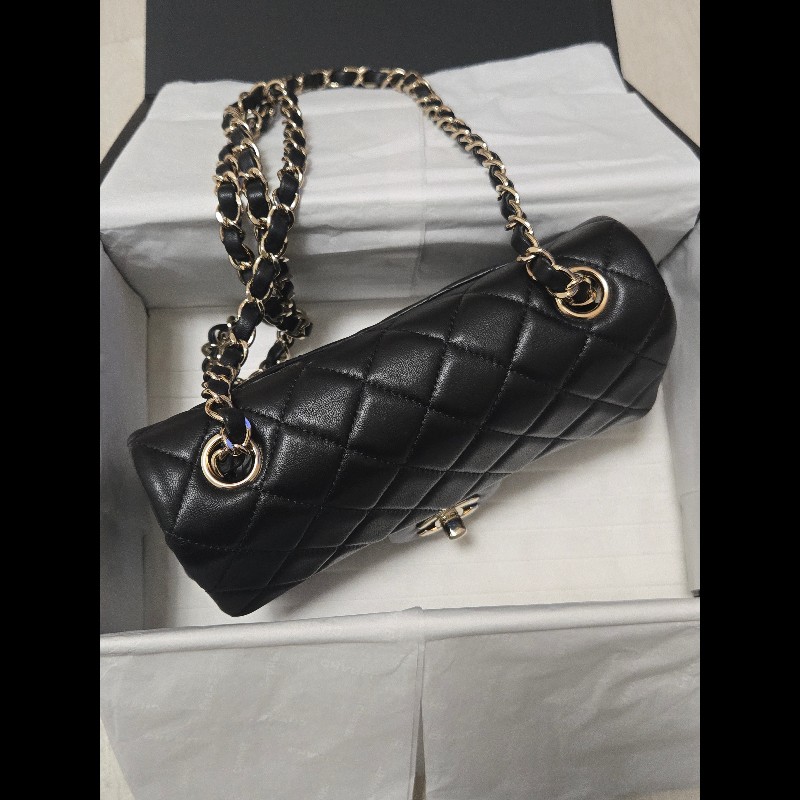 Chanel 香奈兒 🈶購證 CF 20 大mini  黑金羊皮-12