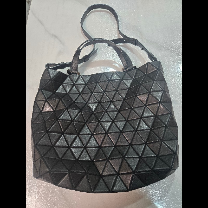 ISSEY MIYAKE 三宅一生 BAOBAO ROCK幾何真皮幾何方格兩用托包-9