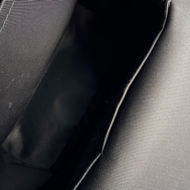 LV Takeoff後背包黑色牛皮 芯片款30*41*13 98新配件塵袋-2