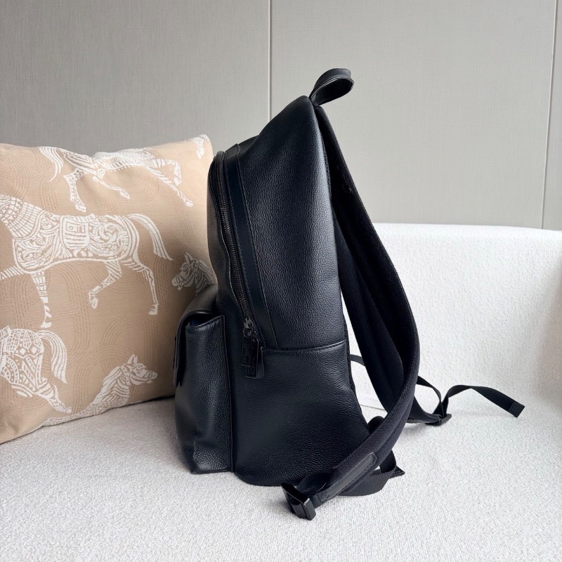 LV Takeoff後背包黑色牛皮 芯片款30*41*13 98新配件塵袋-3