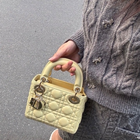 Dior 超mini三格黛妃包 小雞黃 金扣 羊皮12*10*4 98新配件盒子塵袋