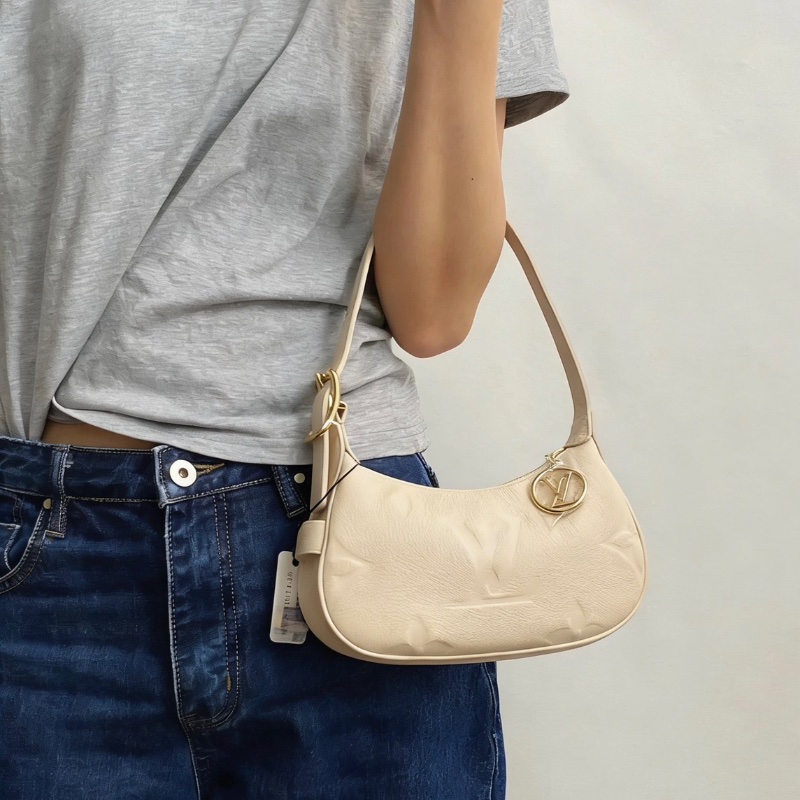 LV全皮miniMoon月亮包芯片款米白金扣 荔枝皮 20*12*5 98新配件盒子塵袋-1