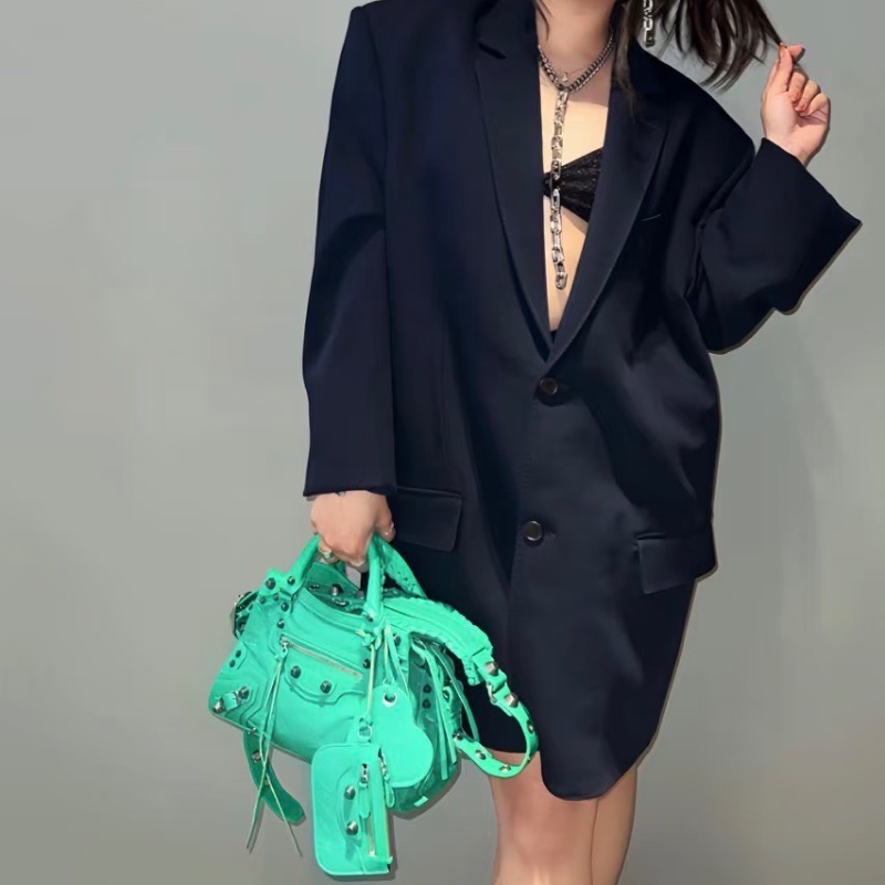 BALENCIAGA 綠色漆皮手提肩背斜背機車包32*21*8 98新配件塵袋-0