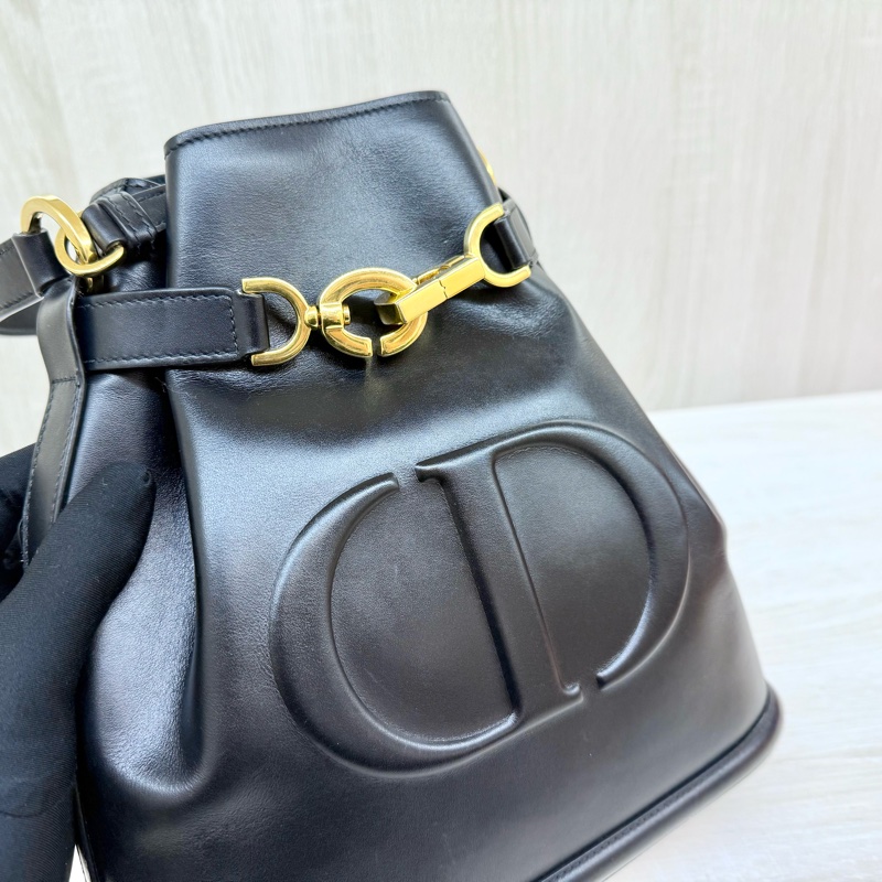 DIOR黑金牛皮cest Dior手提側背水桶包M2271UBHA-16