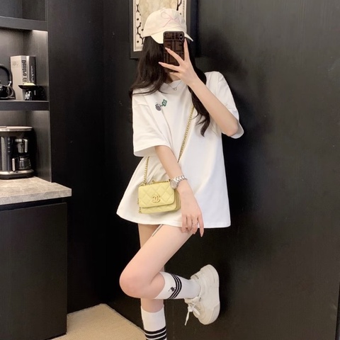 CHANEL 24C小雞黃色金扣雙金珠woc肩背斜背鏈條包 17*9*3 98新配件盒子塵袋