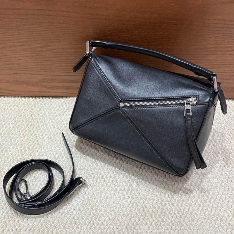 98新 Loewe/羅意威 puzzle 小號幾何包 容量超級大 男女都可用!尺寸:24*16-1