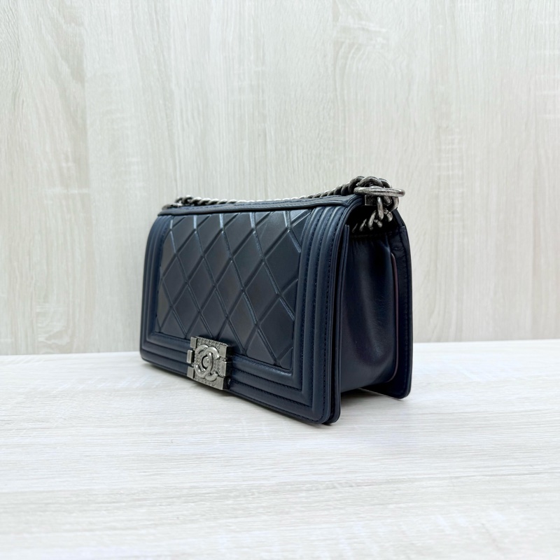 CHANEL藍色牛皮霧銀釦SALZBURG季節限定款BOY25/A67086-2