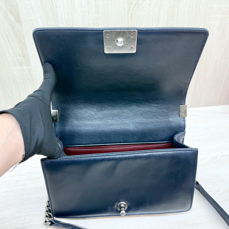 CHANEL藍色牛皮霧銀釦SALZBURG季節限定款BOY25/A67086-7