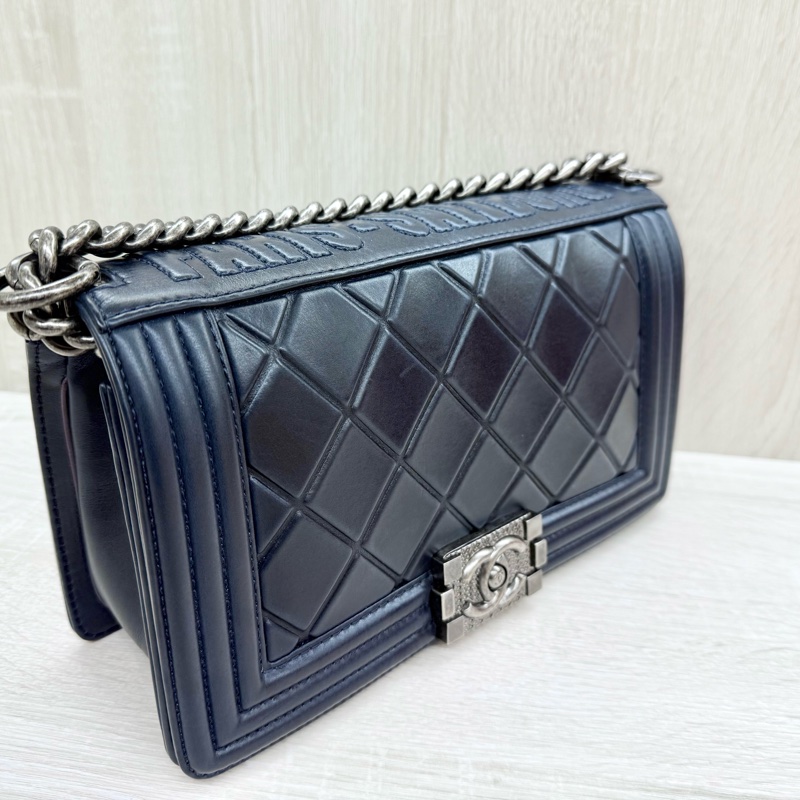 CHANEL藍色牛皮霧銀釦SALZBURG季節限定款BOY25/A67086-14