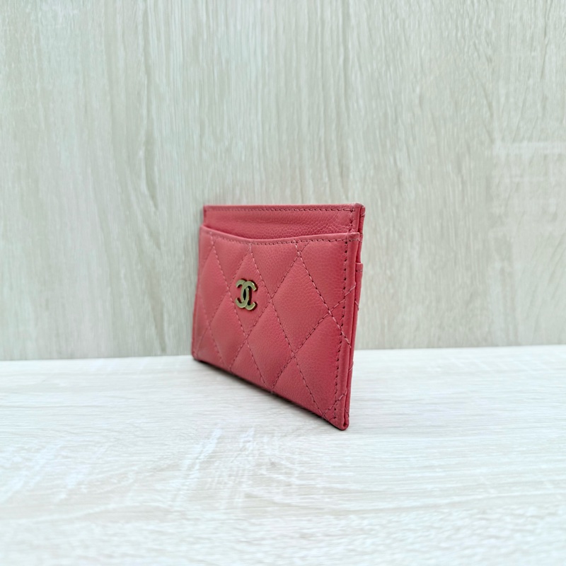 CHANEL粉色荔枝牛皮金釦卡片夾AP0213-2