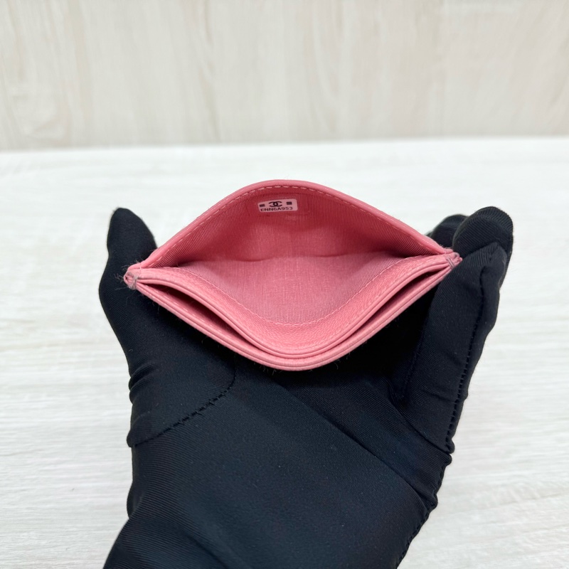 CHANEL粉色荔枝牛皮金釦卡片夾AP0213-9