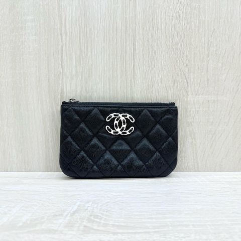 CHANEL黑色牛皮24C熊貓色19系列拉鏈零錢包