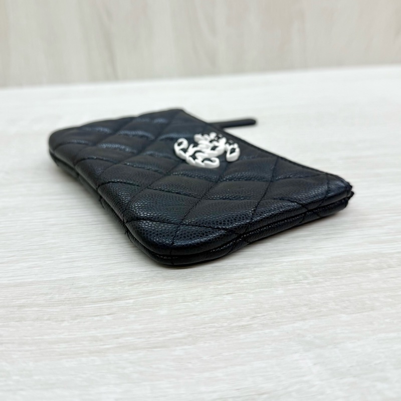 CHANEL黑色牛皮24C熊貓色19系列拉鏈零錢包-6