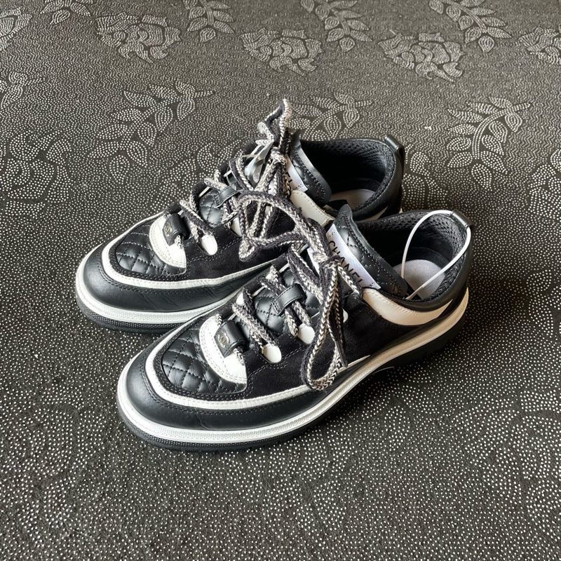 98新Chanel香奈兒黑白熊貓休閒鞋36.5碼 無附件-0