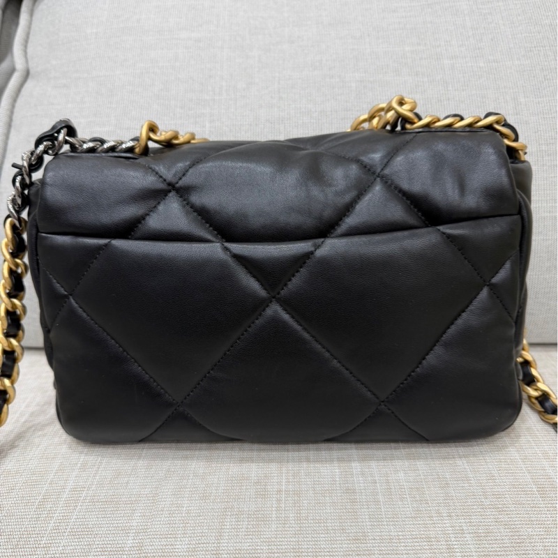 CHANEL 香奈兒 19系列 經典雙C LOGO菱格紋小羊皮三用金鍊包 黑色-6