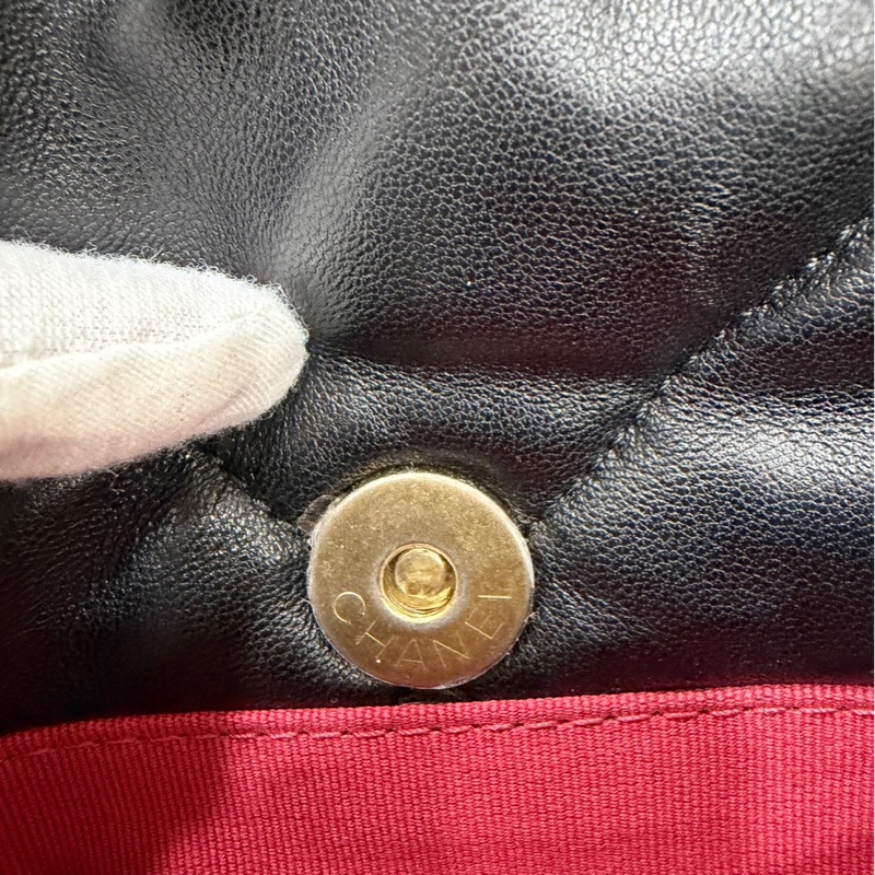 CHANEL 香奈兒 19系列 經典雙C LOGO菱格紋小羊皮三用金鍊包 黑色-17