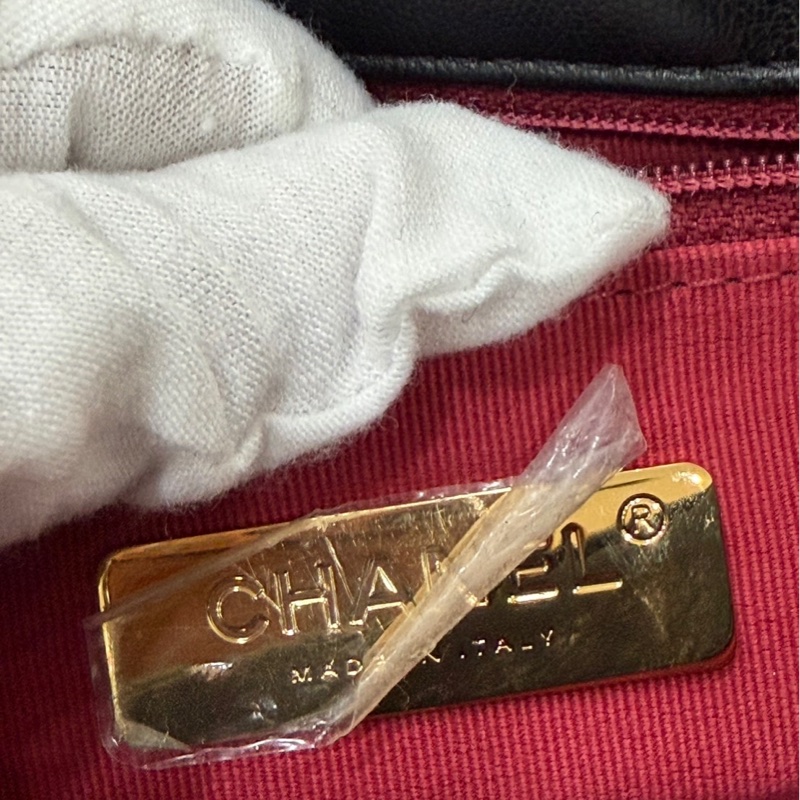 CHANEL 香奈兒 19系列 經典雙C LOGO菱格紋小羊皮三用金鍊包 黑色-25