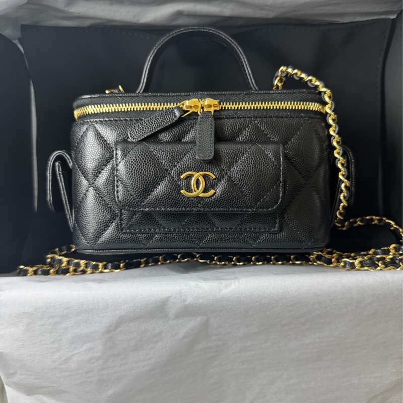 Chanel 手提長盒子化妝包 黑色金扣荔枝牛皮-0