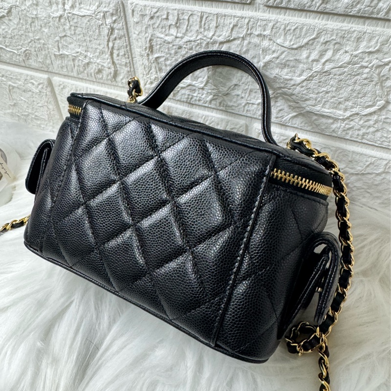 Chanel 手提長盒子化妝包 黑色金扣荔枝牛皮-9