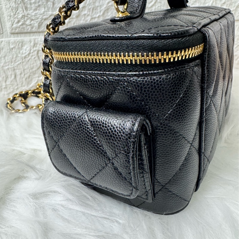 Chanel 手提長盒子化妝包 黑色金扣荔枝牛皮-14