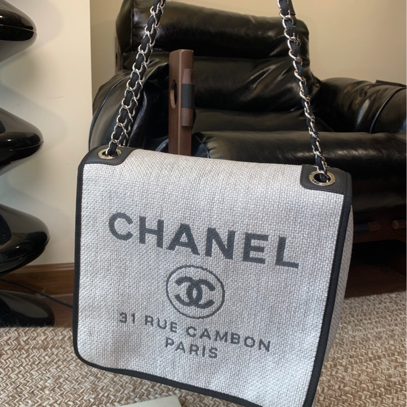 Chanel 香奈兒灰色字母沙灘包單肩斜挎包-1