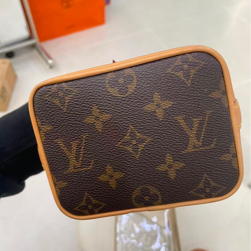LV nano noe老花水桶包-5