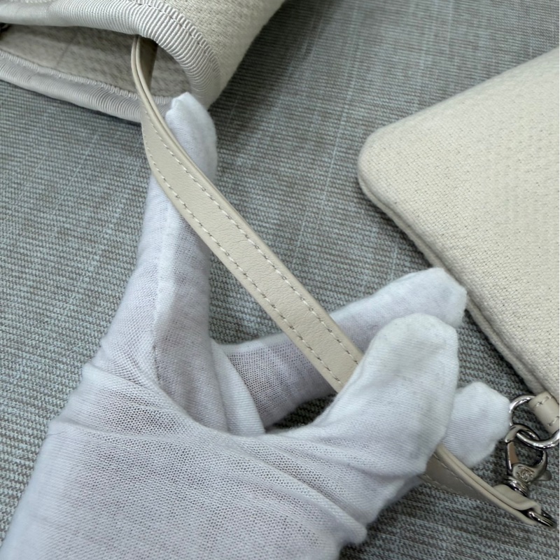 香奈兒CHANEL 經典Deauville帆布鏈帶托特包(米白)-31