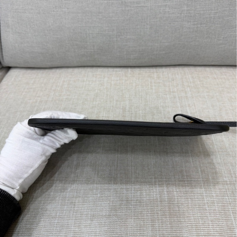 LV M46288經典CarryAII PM系列Monogram Empreinte 皮革壓花肩背包 斜背包（黑色）-28