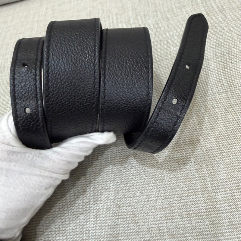 LV M46288經典CarryAII PM系列Monogram Empreinte 皮革壓花肩背包 斜背包（黑色）-29