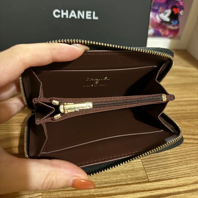 Chanel 全新 現貨 ㄇ字型 加大零錢拉鍊包-2