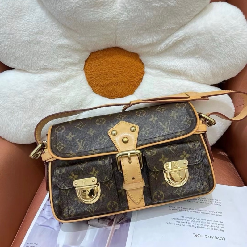 「JL精品代購」9新 Lv曼哈頓塞納河老花腋下包-0