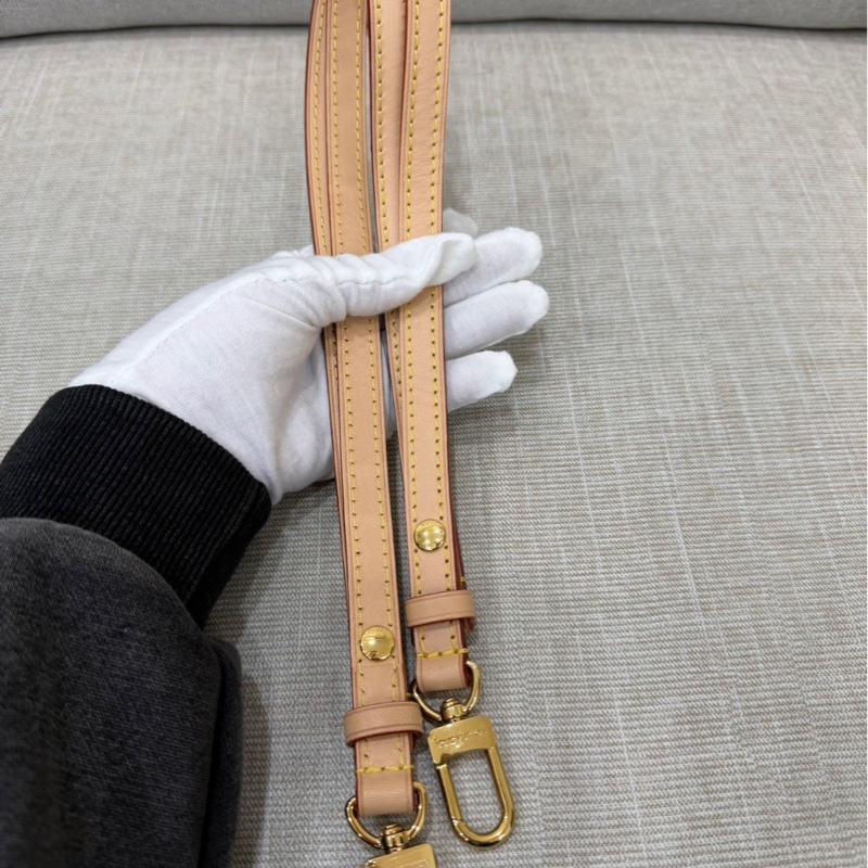 LV M46581 經典Monogram NANO NOE水桶包 手提包 斜背包-27