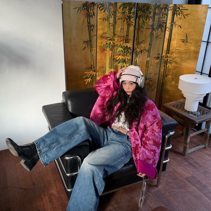 Chanel 全新 現貨 粉色 黑線 毛帽-1