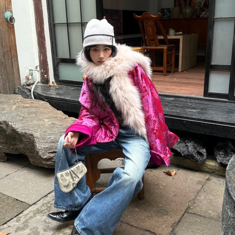 Chanel 全新 現貨 粉色 黑線 毛帽-5