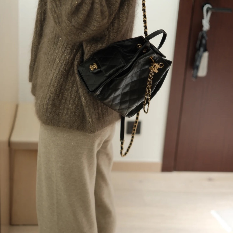 Chanel 全新 現貨 25 後背包 荔枝牛皮 黑金 小號-5