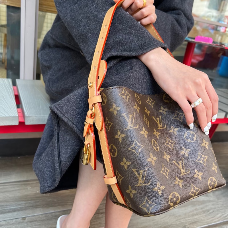 LV 全新 現貨 All in BB M12925-6