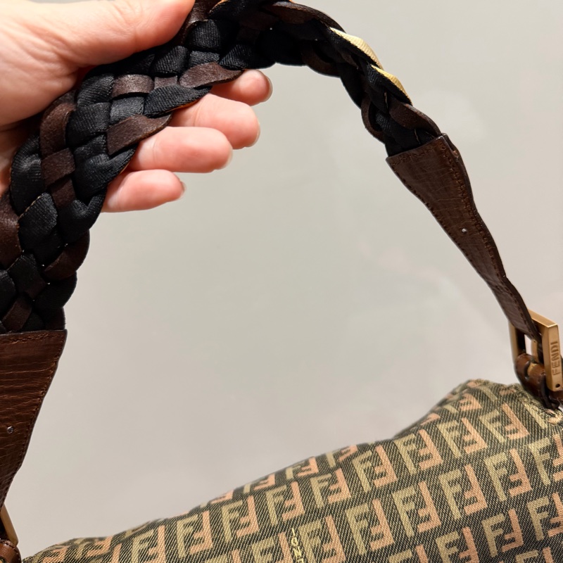 Fendi 限量款 編織 法棍包 腋下包 hobo包-31