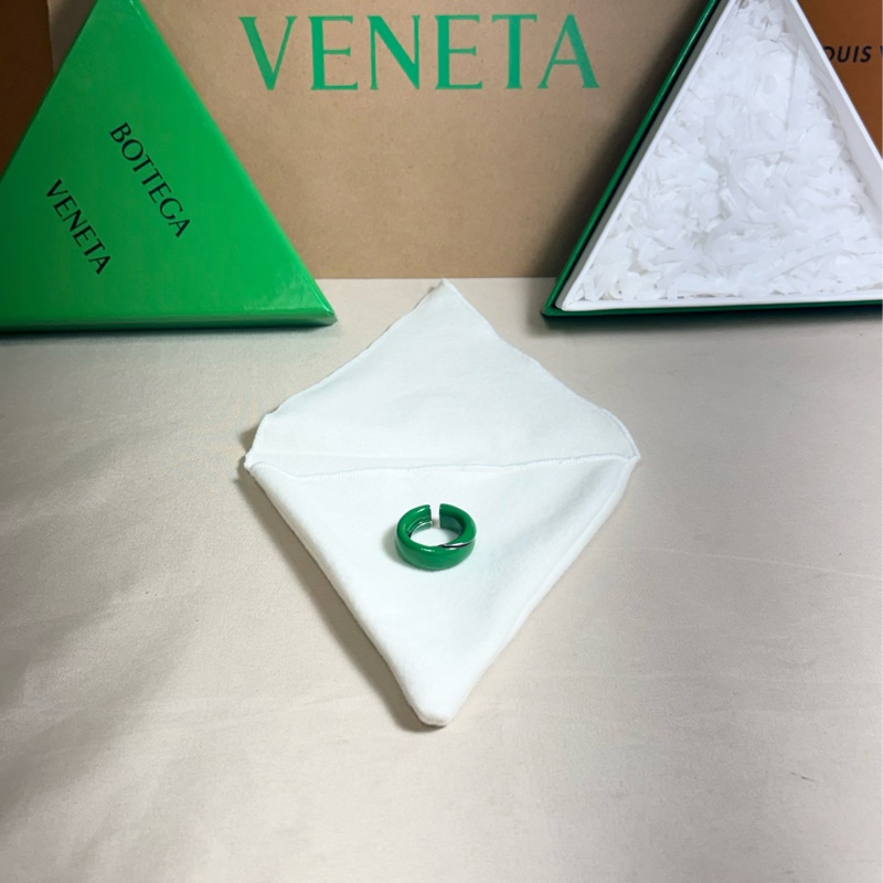 🎁全新盒裝 BV Bottega Veneta 葆蝶家鸚鵡綠 琺瑯 925純銀戒指💍 11號-0