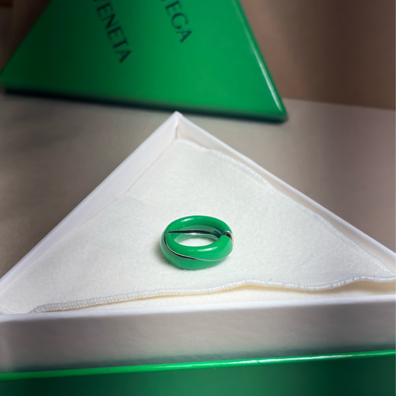 🎁全新盒裝 BV Bottega Veneta 葆蝶家鸚鵡綠 琺瑯 925純銀戒指💍 11號-6