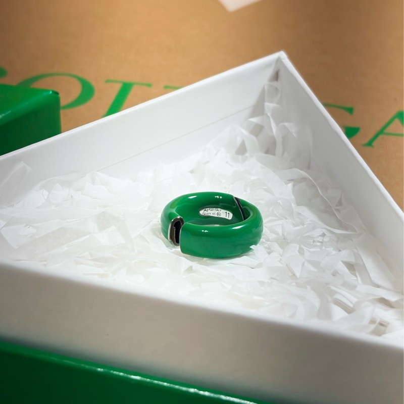 🎁全新盒裝 BV Bottega Veneta 葆蝶家鸚鵡綠 琺瑯 925純銀戒指💍 11號-7