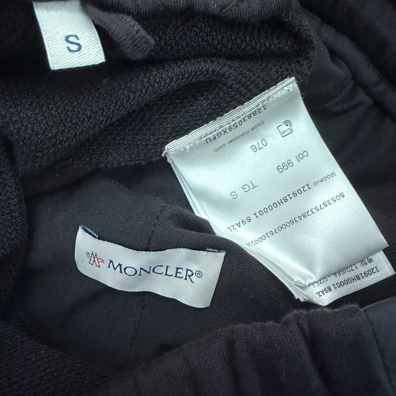 MONCLER 休閒短褲-8