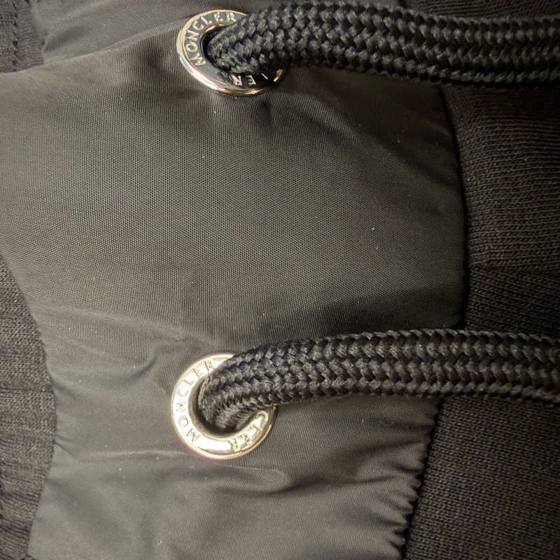 MONCLER 休閒短褲-17