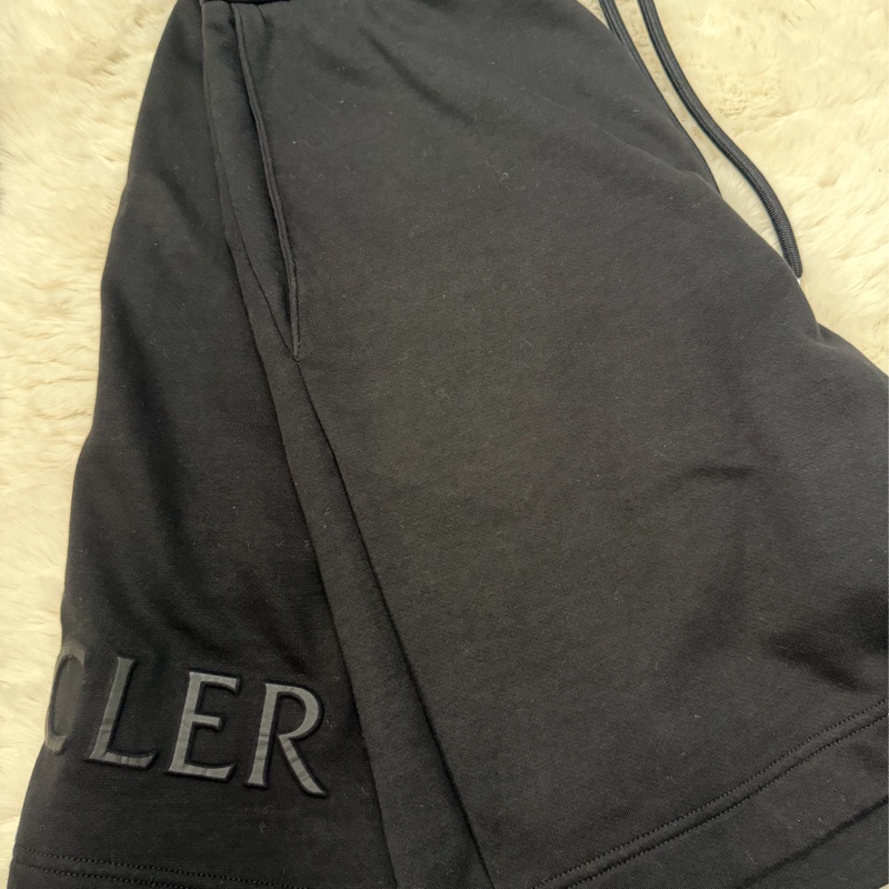 MONCLER 休閒短褲-19