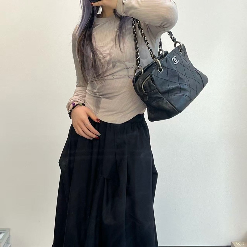 「JL精品代購」9新香奈兒黑銀牛皮外縫線菱格紋波士頓鏈條包-1