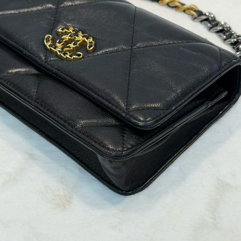 ▪️中環OL必備Chanel 19 woc bag 斜挎包-4