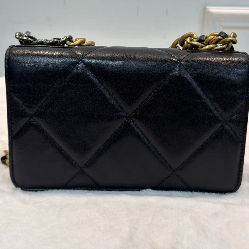 ▪️中環OL必備Chanel 19 woc bag 斜挎包-9